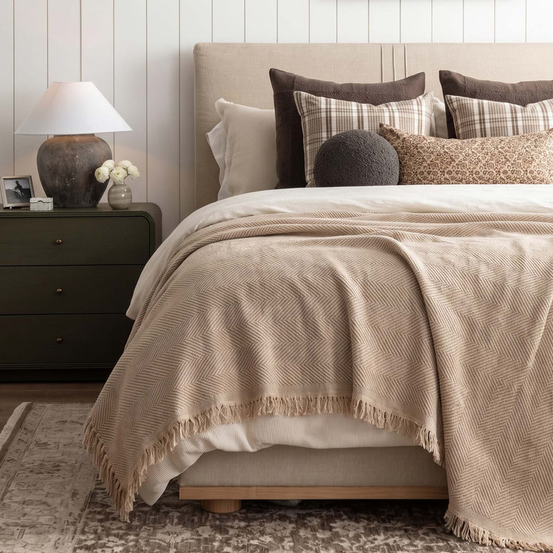 Sofaüberwurf mit Fischgrätmuster und Fransen für Sofa und Bett