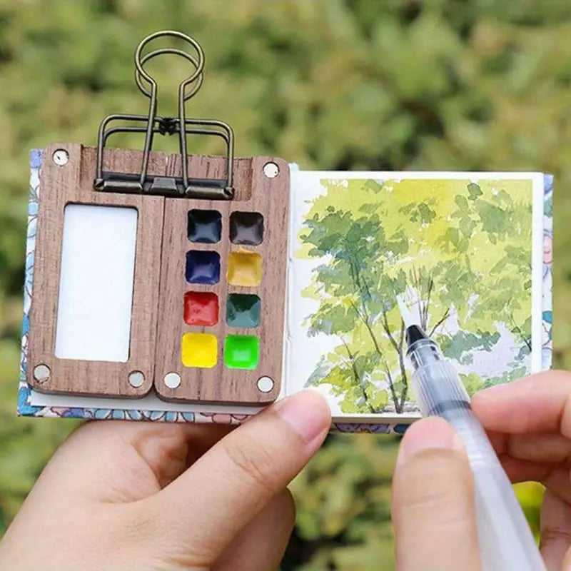 Kompaktes Aquarellset aus Holz für unterwegs