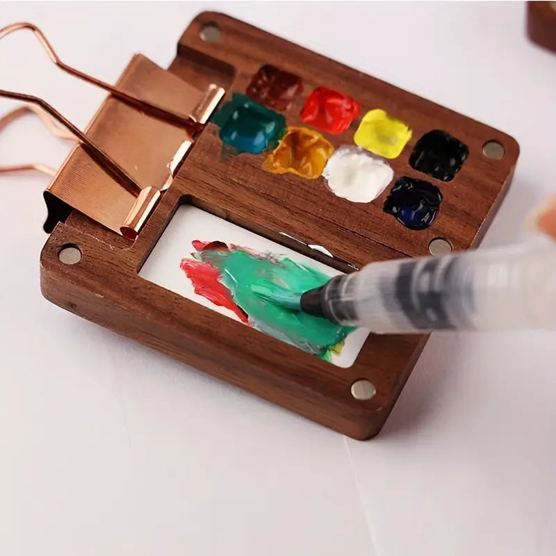 Kompaktes Aquarellset aus Holz für unterwegs