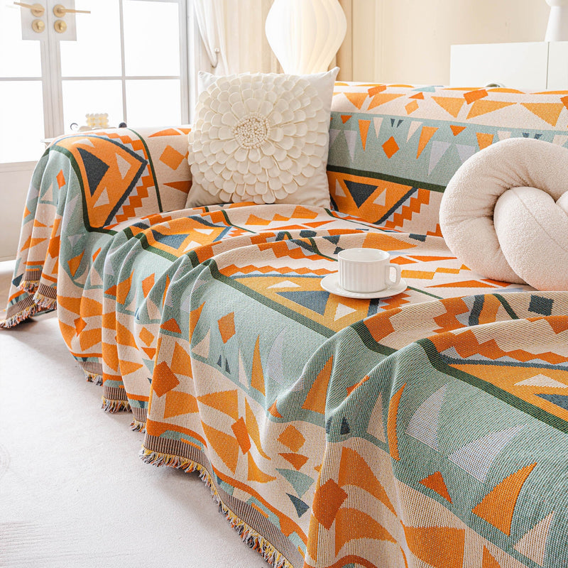 Sofaüberwurf aus Chenille mit Geometrischem Muster und Fransen