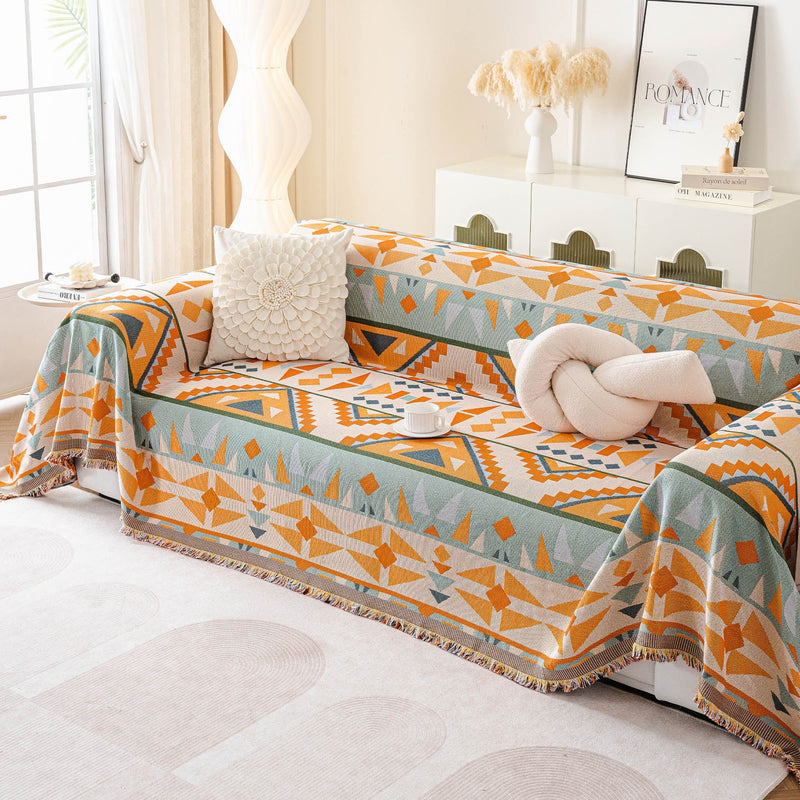 Sofaüberwurf aus Chenille mit Geometrischem Muster und Fransen