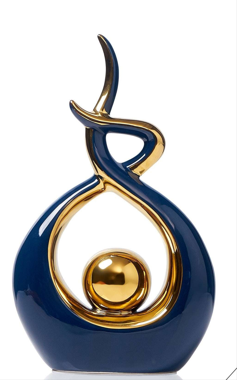 Keramikskulptur mit Organischer Form und Goldakzenten