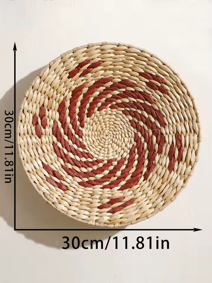 Wandkorb aus Strohgeflecht mit Geometrischem Dekormuster
