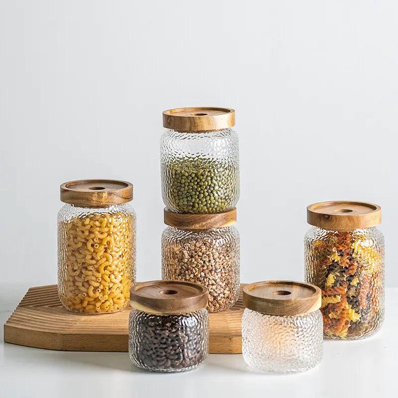 Vorratsglas mit Gehämmerter Struktur und Holzdeckel