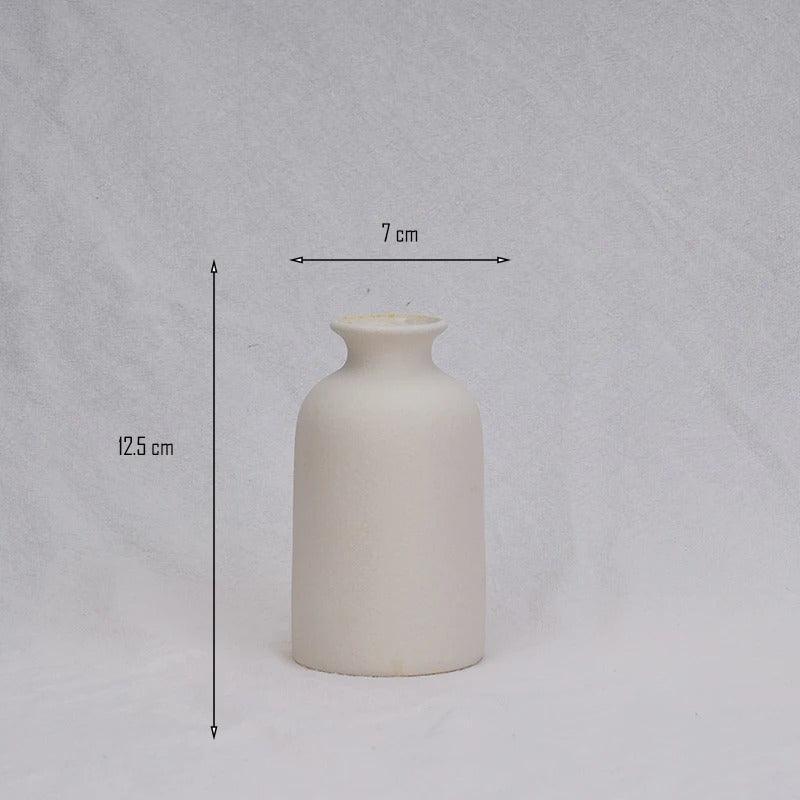 Keramikvase mit Gesprenkelter Oberfläche in Mehreren Formen