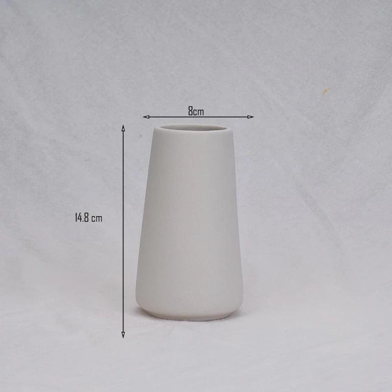 Keramikvase mit Gesprenkelter Oberfläche in Mehreren Formen