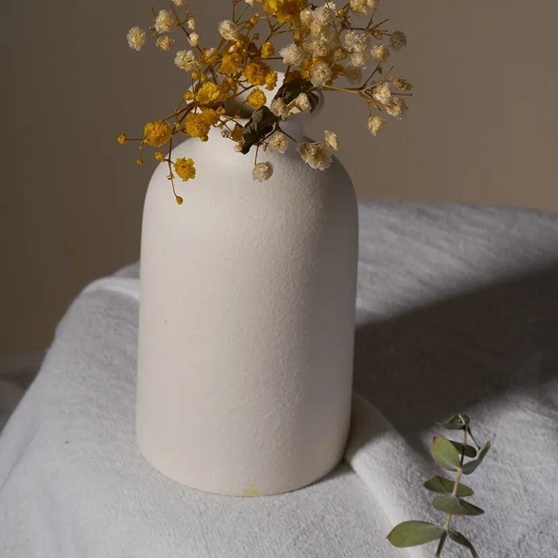 Keramikvase mit Gesprenkelter Oberfläche in Mehreren Formen