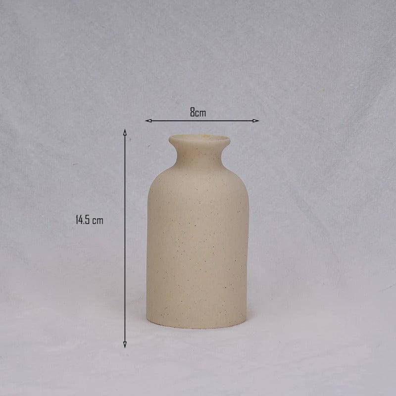 Keramikvase mit Gesprenkelter Oberfläche in Mehreren Formen