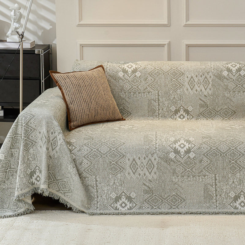 Sofaüberwurf mit Geometrischem Webmuster und Fransen im Boho-Stil