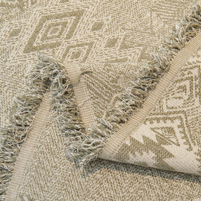 Sofaüberwurf mit Geometrischem Webmuster und Fransen im Boho-Stil