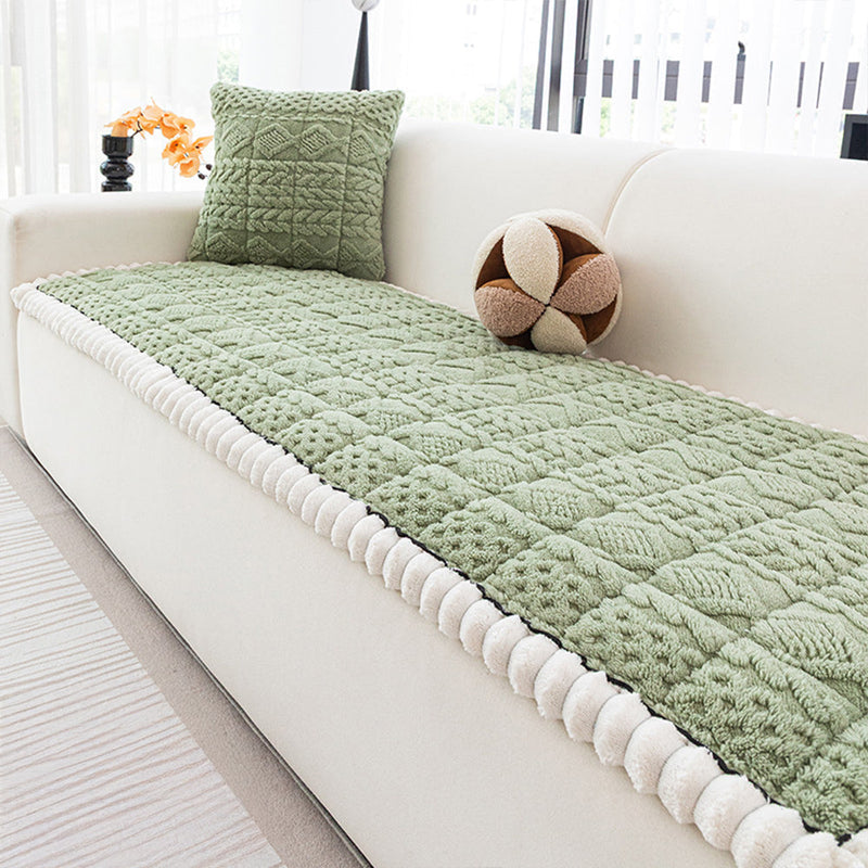 Sofaauflage aus Plüsch mit Jacquardstruktur und Rundem Saum