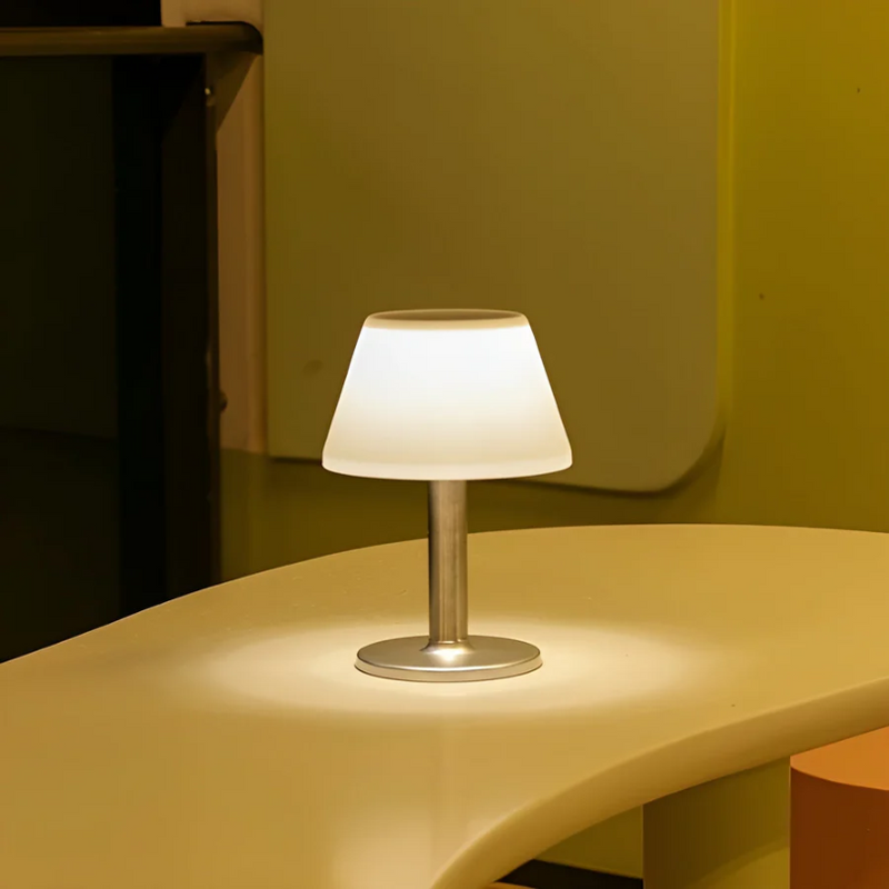 Solar-Tischleuchte mit Warmweißem Licht für Balkon und Garten