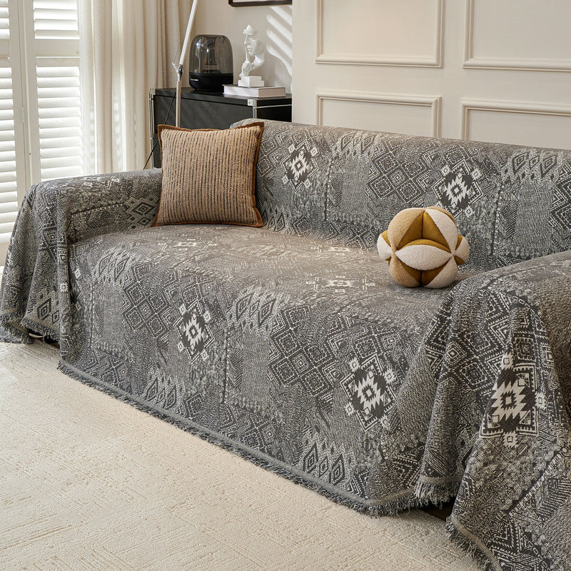Sofaüberwurf mit Geometrischem Webmuster und Fransen im Boho-Stil