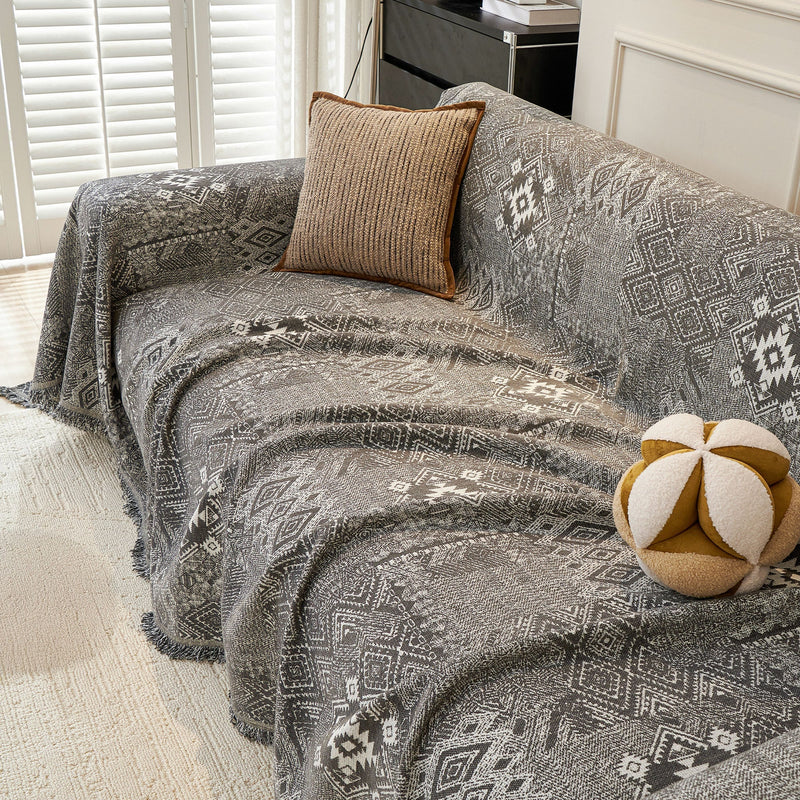 Sofaüberwurf mit Geometrischem Webmuster und Fransen im Boho-Stil