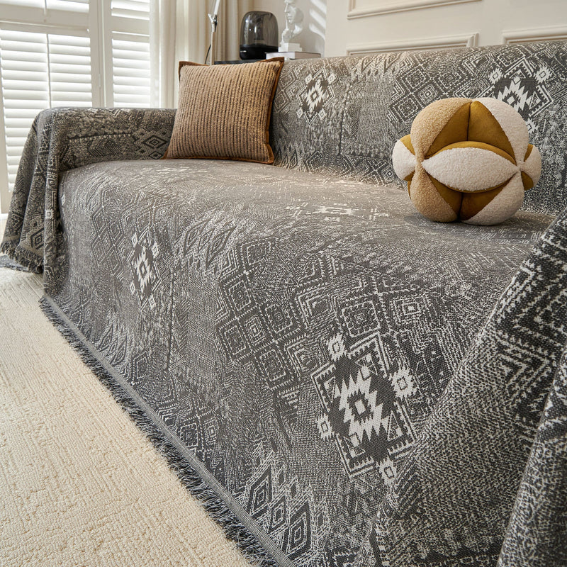 Sofaüberwurf mit Geometrischem Webmuster und Fransen im Boho-Stil