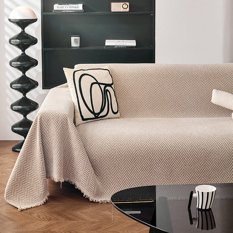 Sofaüberwurf aus Chenille mit Feinem Fischgrätmuster und Fransen