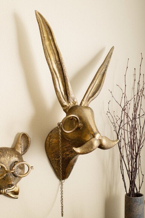 Tierkopf-Wanddeko aus Kunstharz mit Verspielten Details
